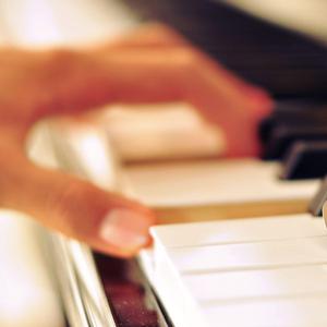 奶白 摸  偷摸  按摩
